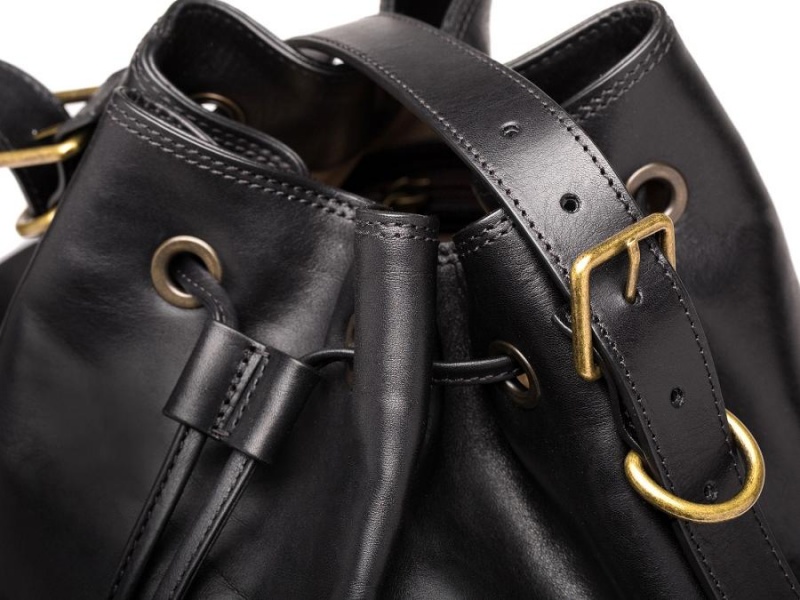 Bosca Classic Bucket Bag Black | AAUDF48610