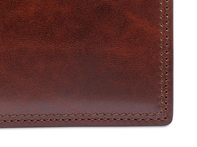 Bosca Italia Dolce Small Bifold Wallet Brown | AUXMI15617